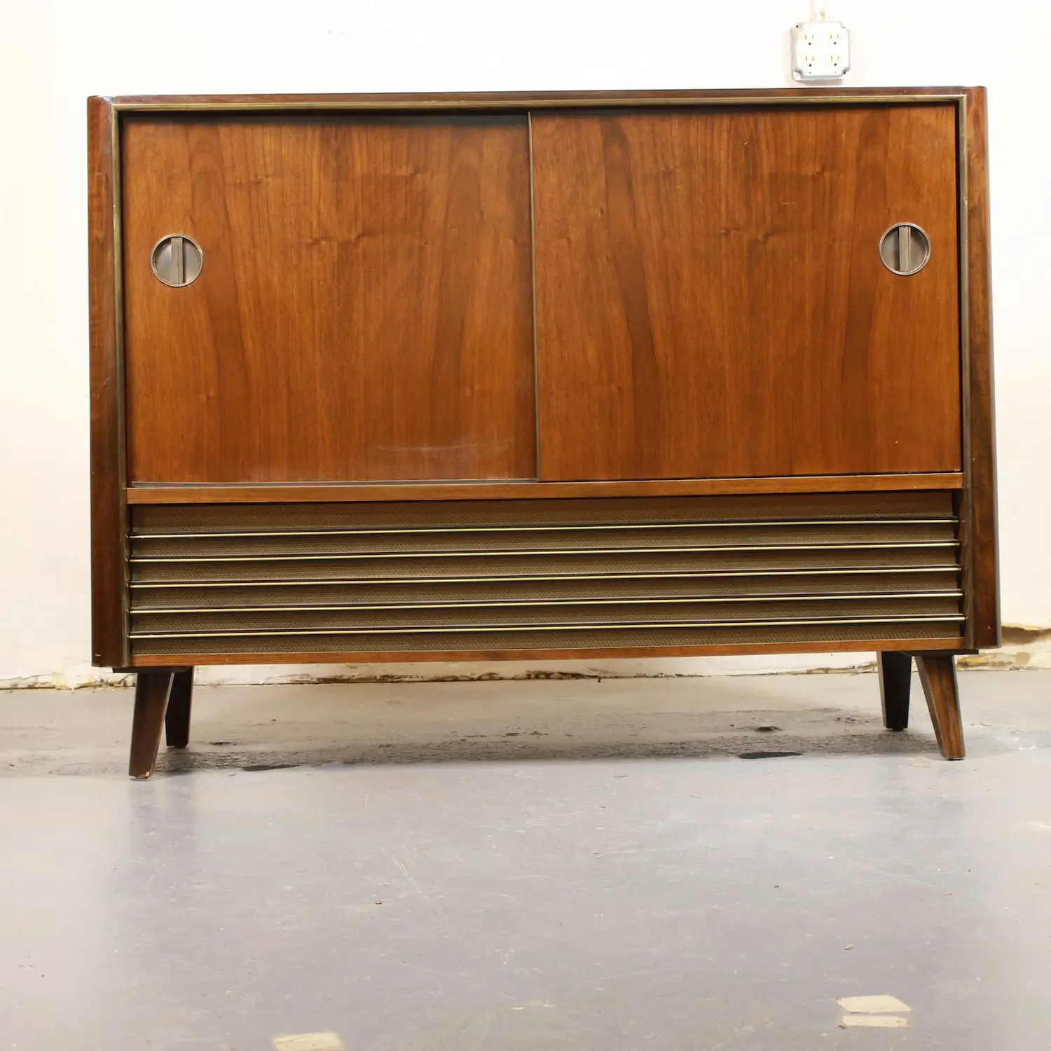 Restored Loewe Opta Type 1811 TW European radio stereo cabinet
